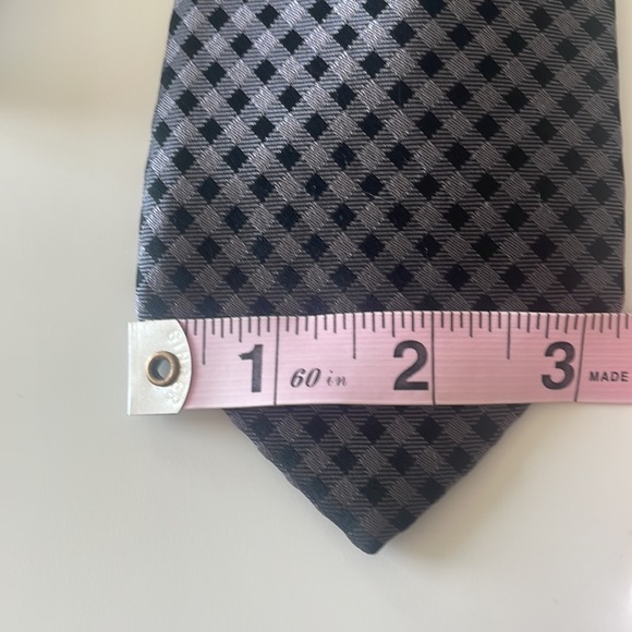 Michael Kors Black and Grey Plaid Silk Tie - Picture 10 of 10